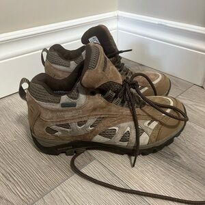 WIND RIVER hiking boot